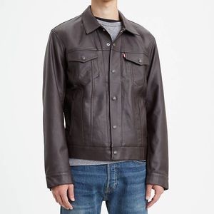 NWT LEVI’S Trucker Jacket